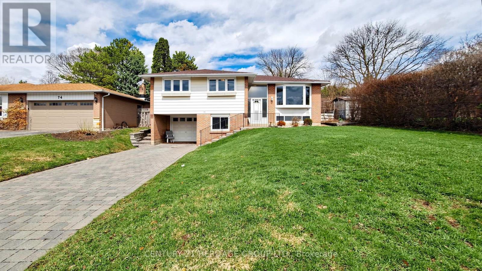 72 Romfield Circuit, Markham, Ontario  L3T 3H6 - Photo 2 - N13007432