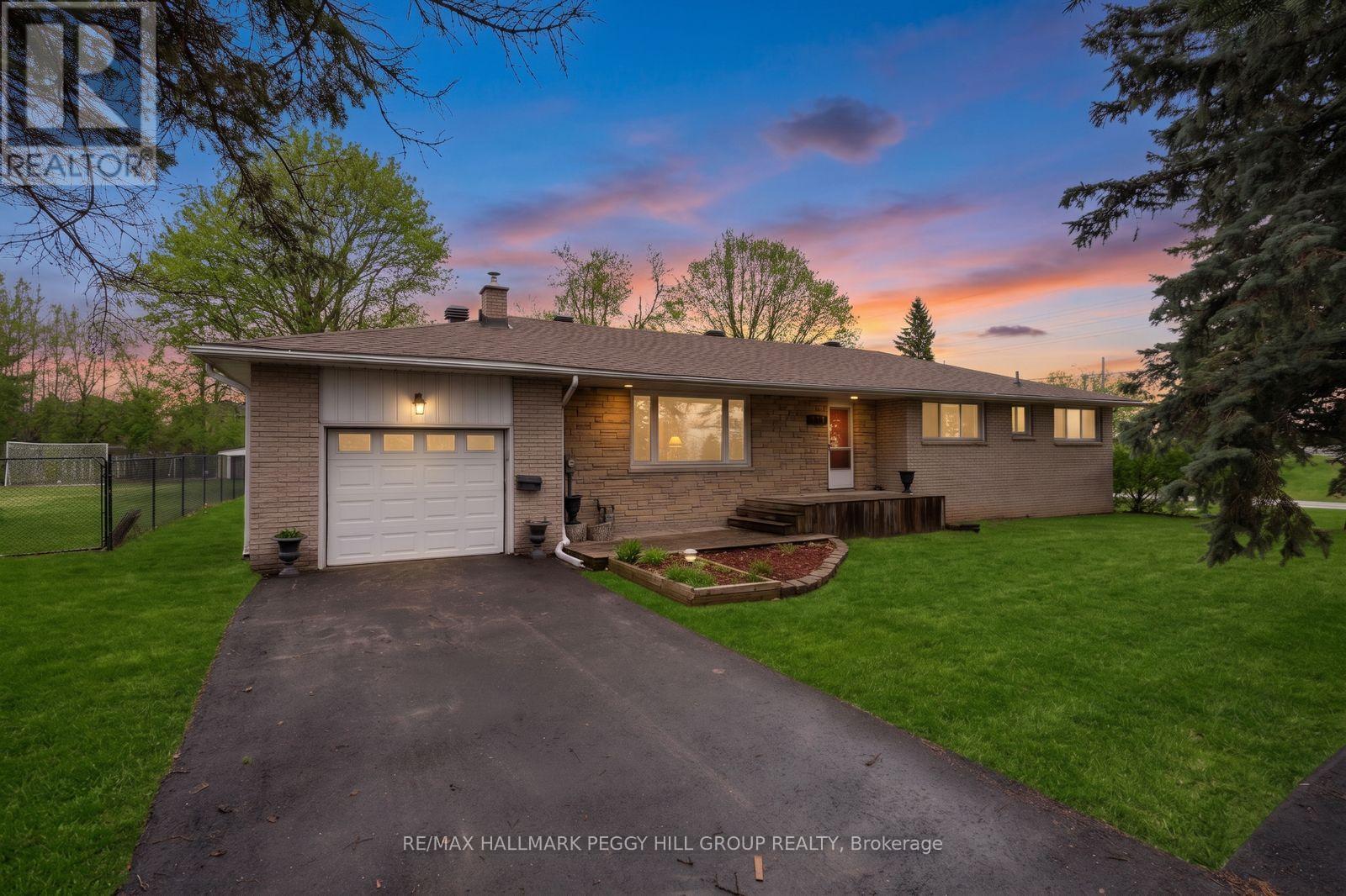 201 DODSON ROAD, Barrie, Ontario