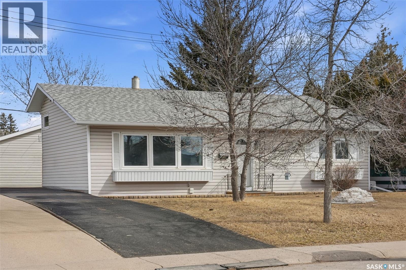 27 Lindsay DRIVE, Saskatoon, Saskatchewan