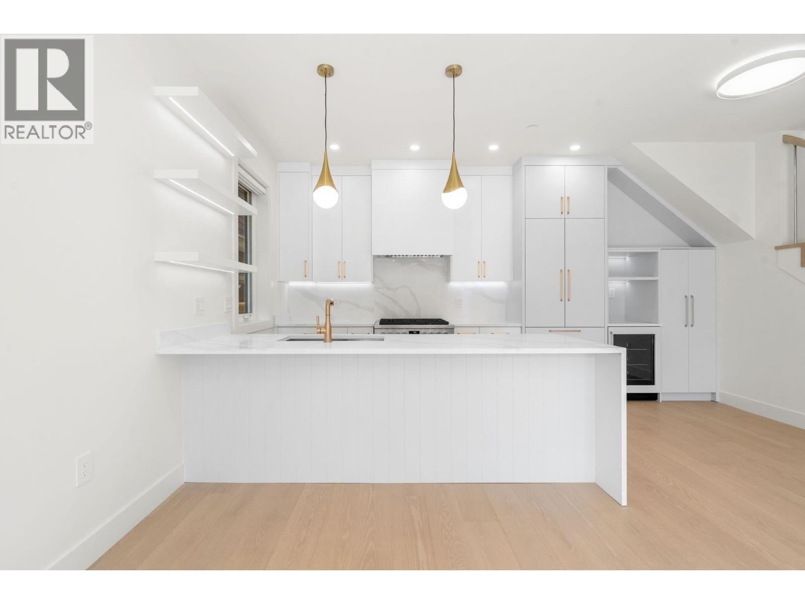 2 1582 E 2nd Avenue, Vancouver, British Columbia  V5N 1C7 - Photo 19 - R3109582