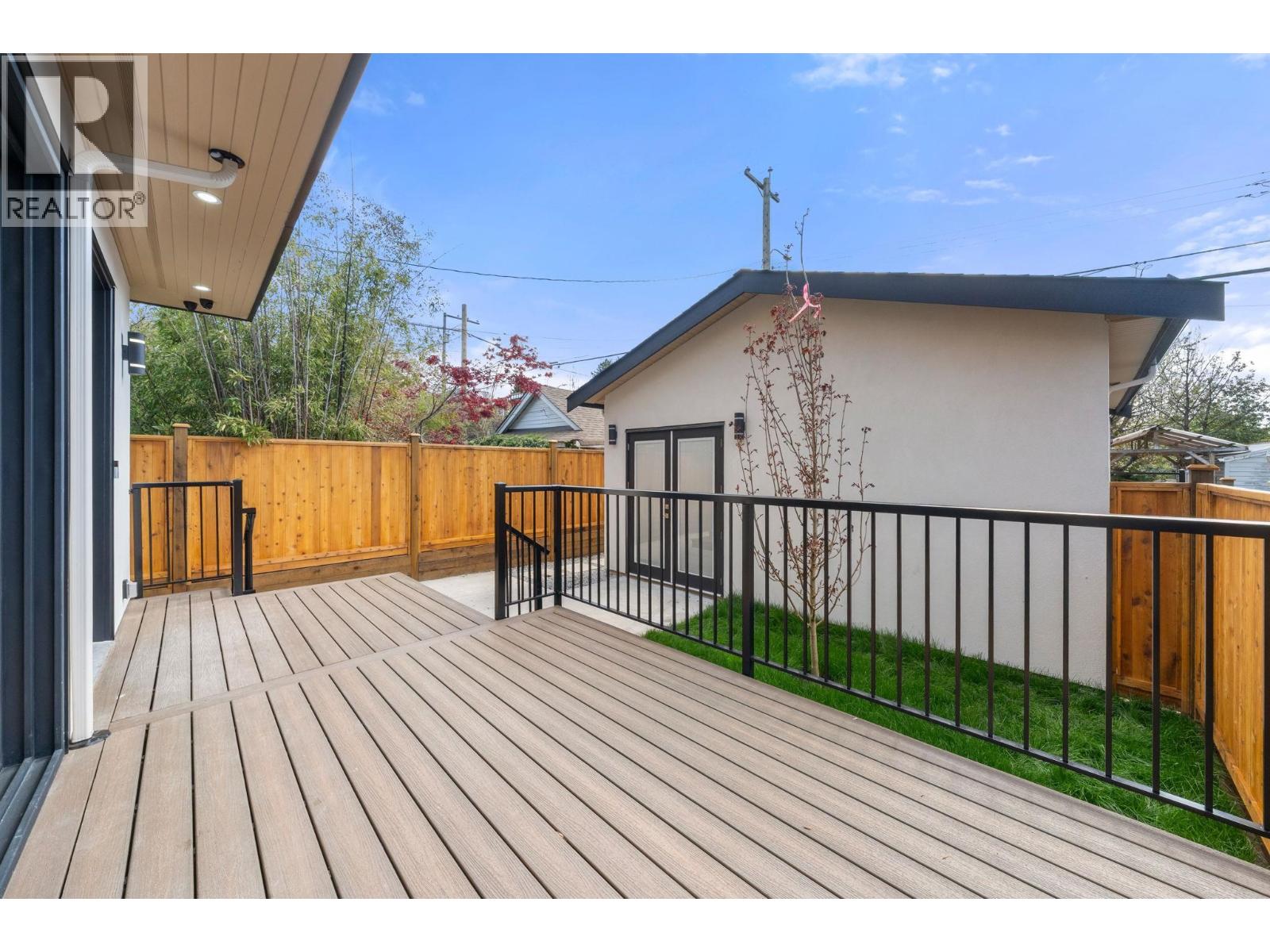 2 1582 E 2nd Avenue, Vancouver, British Columbia  V5N 1C7 - Photo 5 - R3109582