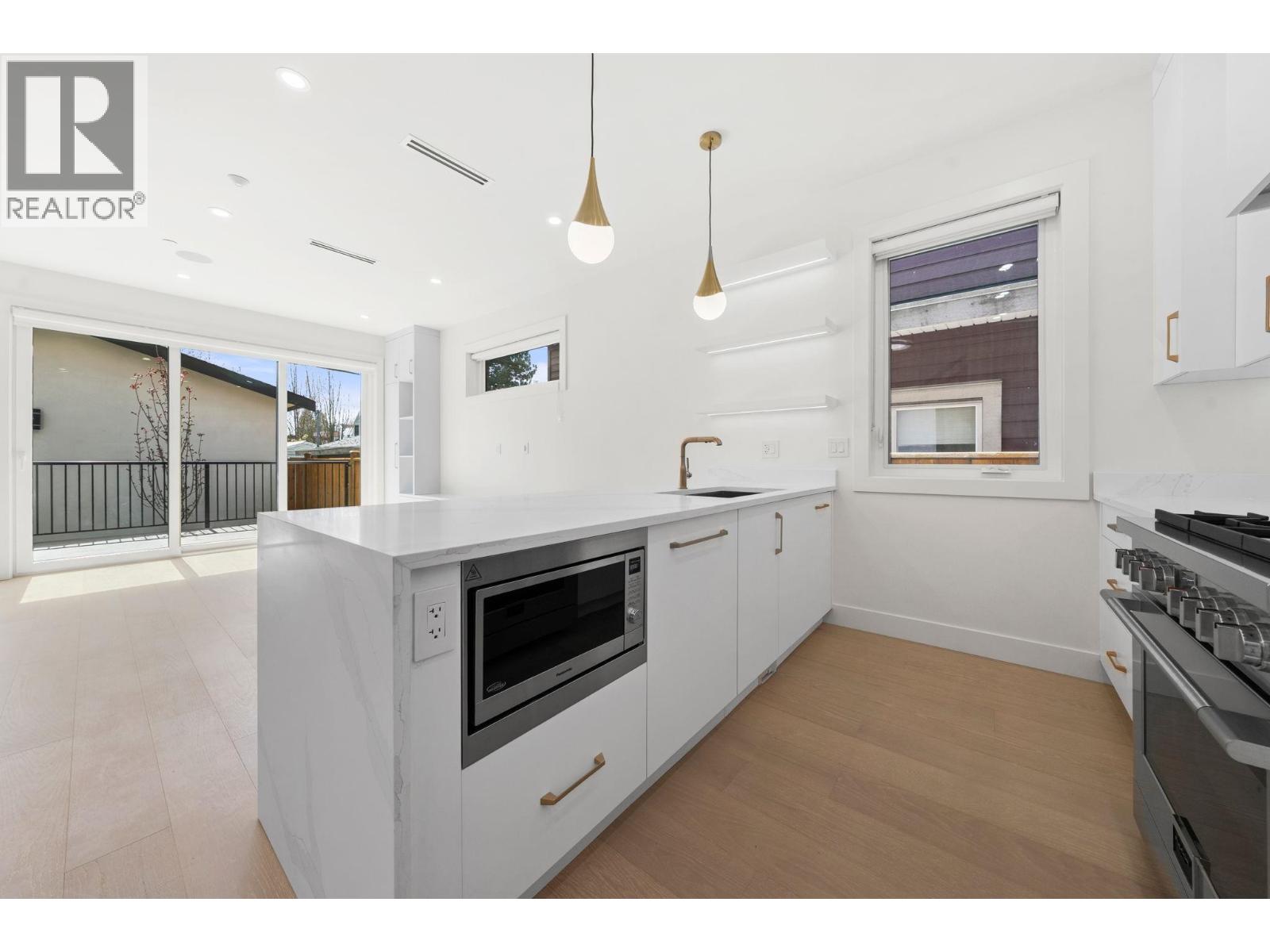 2 1582 E 2nd Avenue, Vancouver, British Columbia  V5N 1C7 - Photo 20 - R3109582