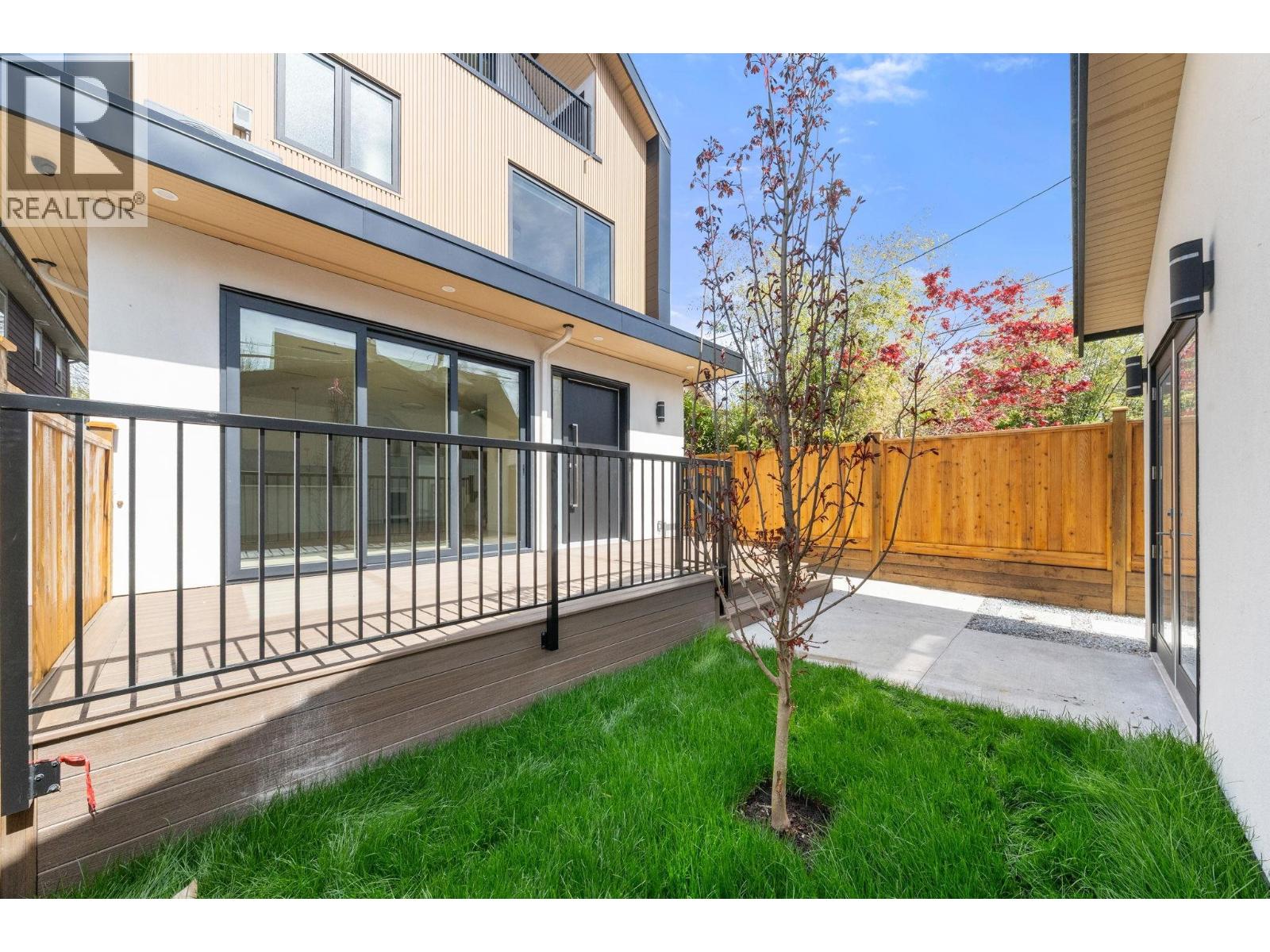 2 1582 E 2nd Avenue, Vancouver, British Columbia  V5N 1C7 - Photo 37 - R3109582