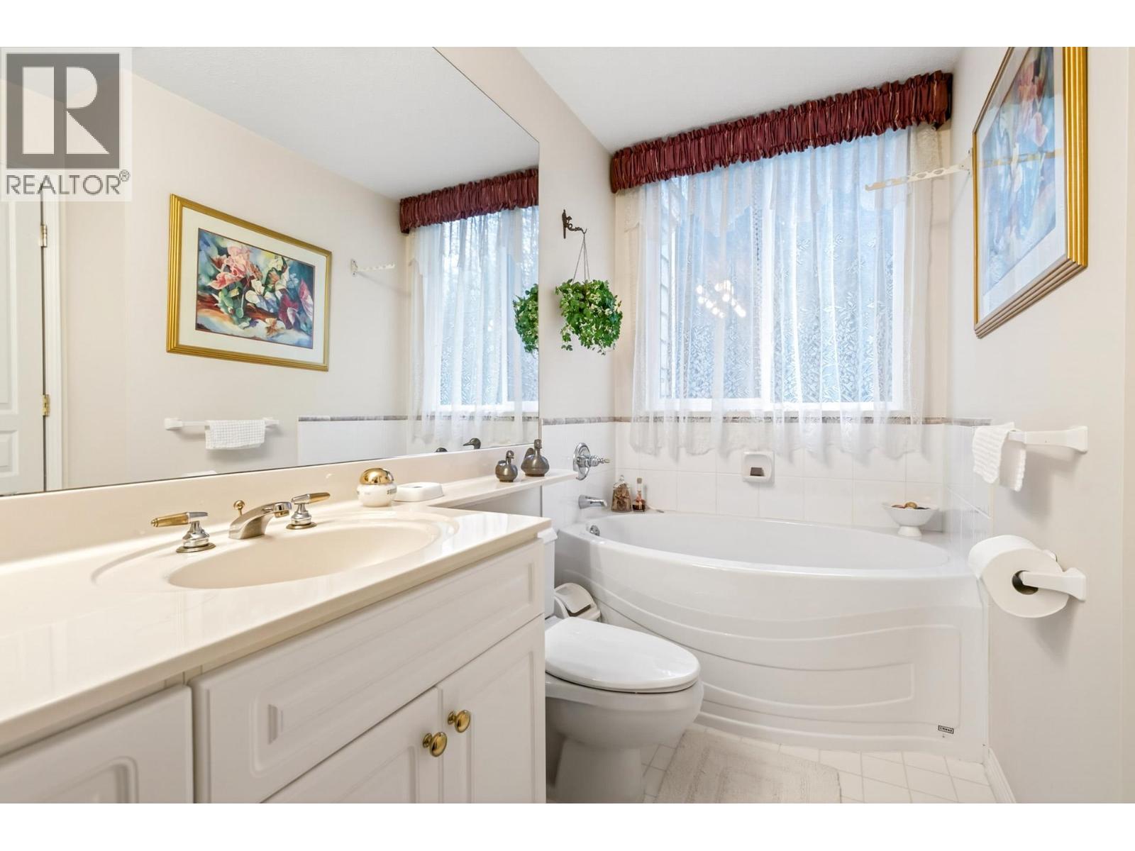 505 3001 Terravista Place, Port Moody, British Columbia  V3H 5A2 - Photo 33 - R3112085