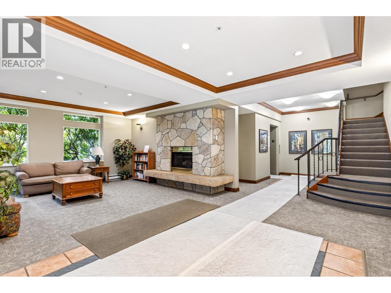 505 3001 Terravista Place, Port Moody, British Columbia  V3H 5A2 - Photo 2 - R3112085