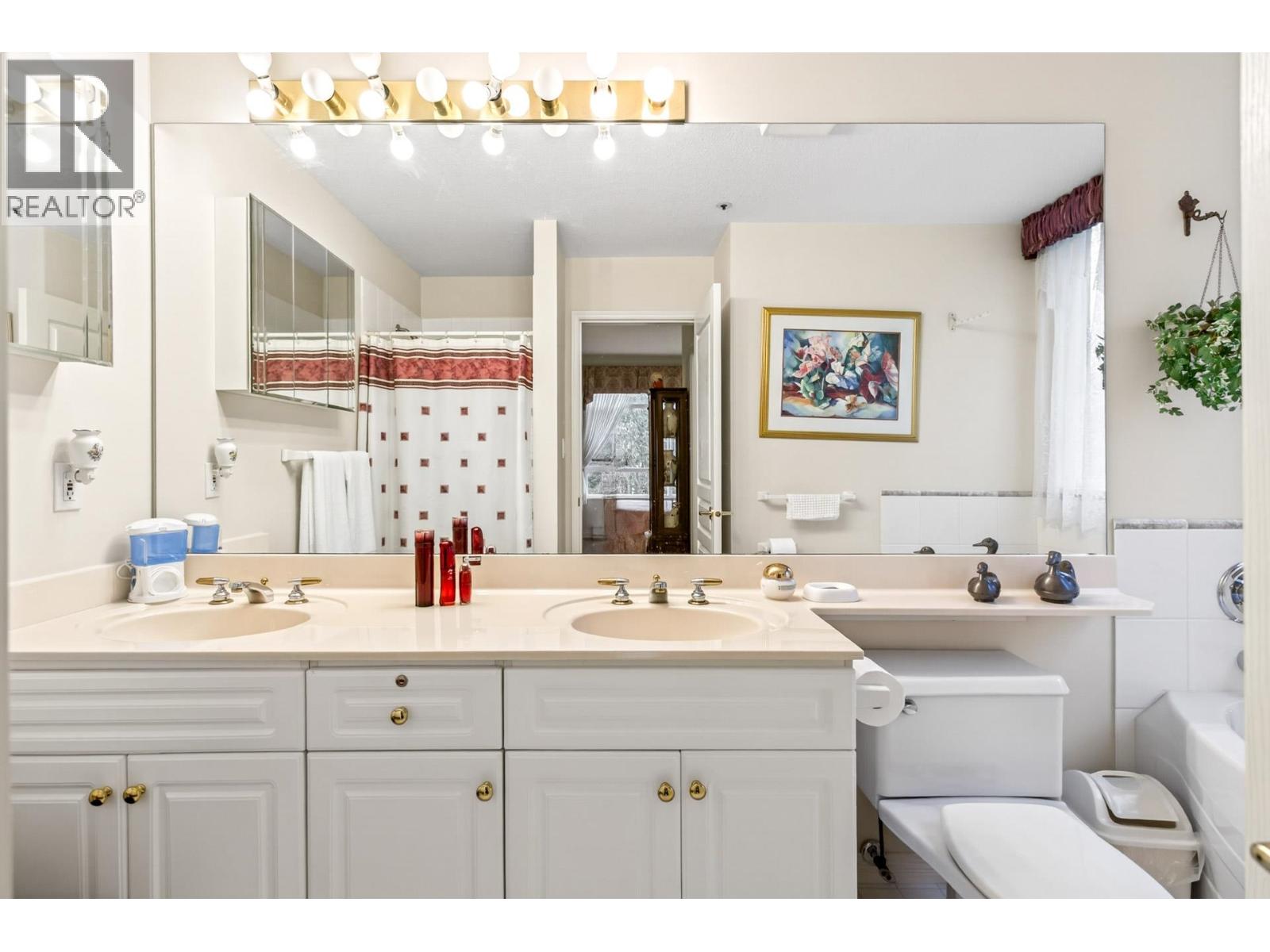 505 3001 Terravista Place, Port Moody, British Columbia  V3H 5A2 - Photo 32 - R3112085