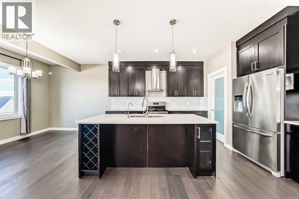 184 Sherview Grove Nw, Calgary, Alberta  T3R 0Y4 - Photo 4 - A2290680