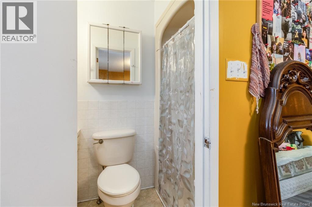 186 Willingdon Street, Fredericton, New Brunswick  E3B 3A5 - Photo 31 - NB137354