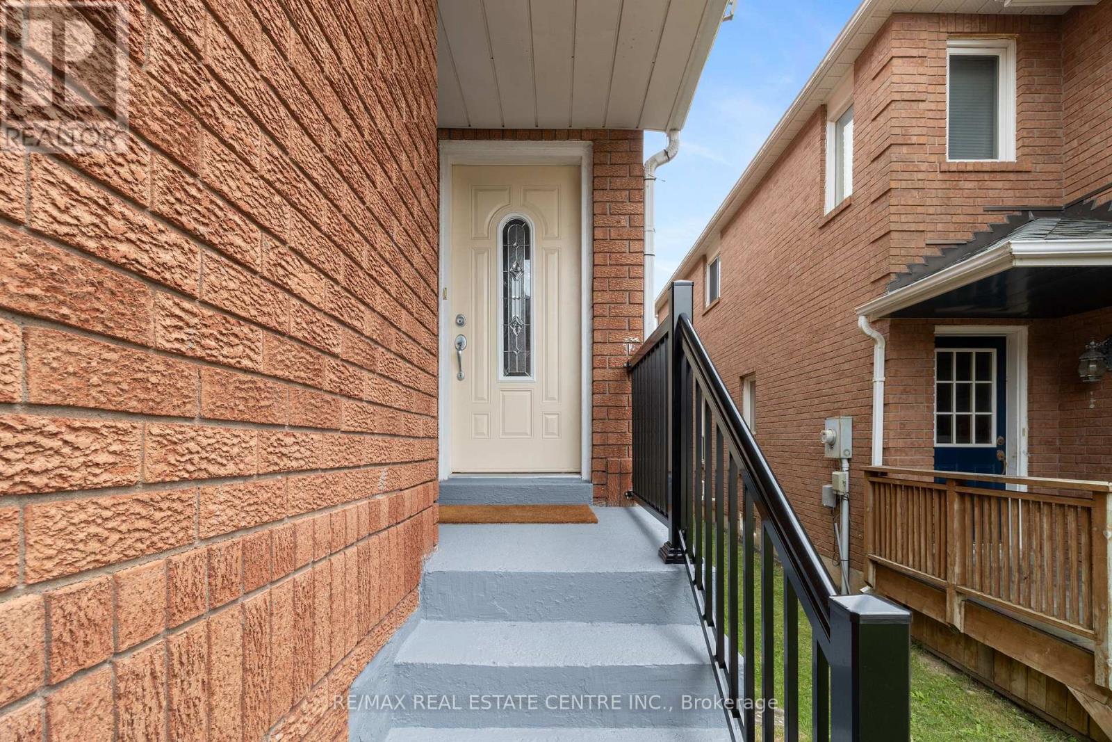 334 Perry Road, Orangeville, Ontario  L9W 4Z1 - Photo 3 - W13007306