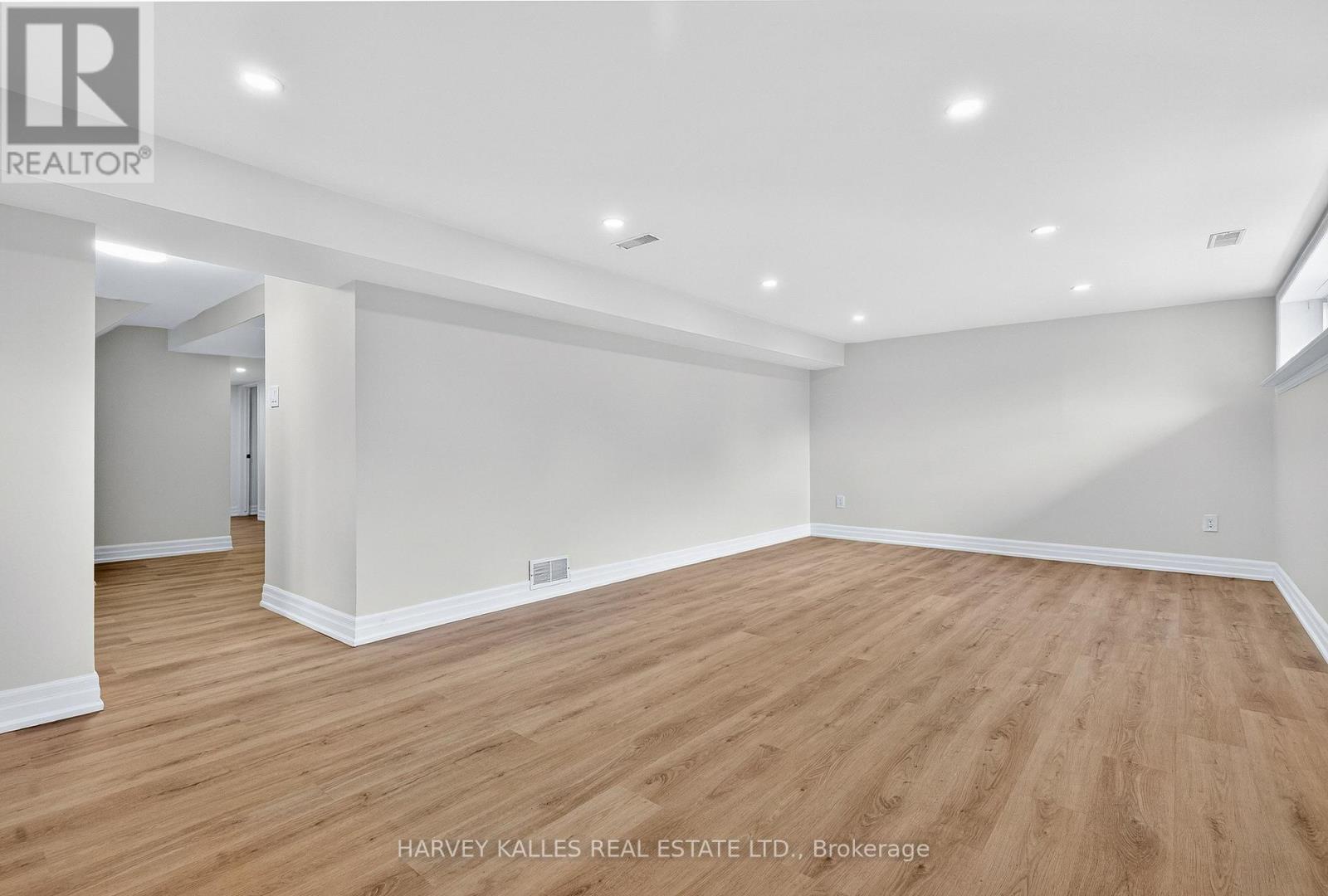 Basement - 67 Robinglade Drive, Toronto, Ontario  M9B 2R2 - Photo 6 - W13007322