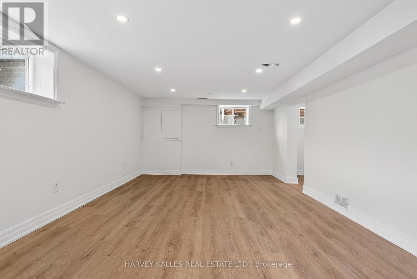 Basement - 67 Robinglade Drive, Toronto, Ontario  M9B 2R2 - Photo 7 - W13007322