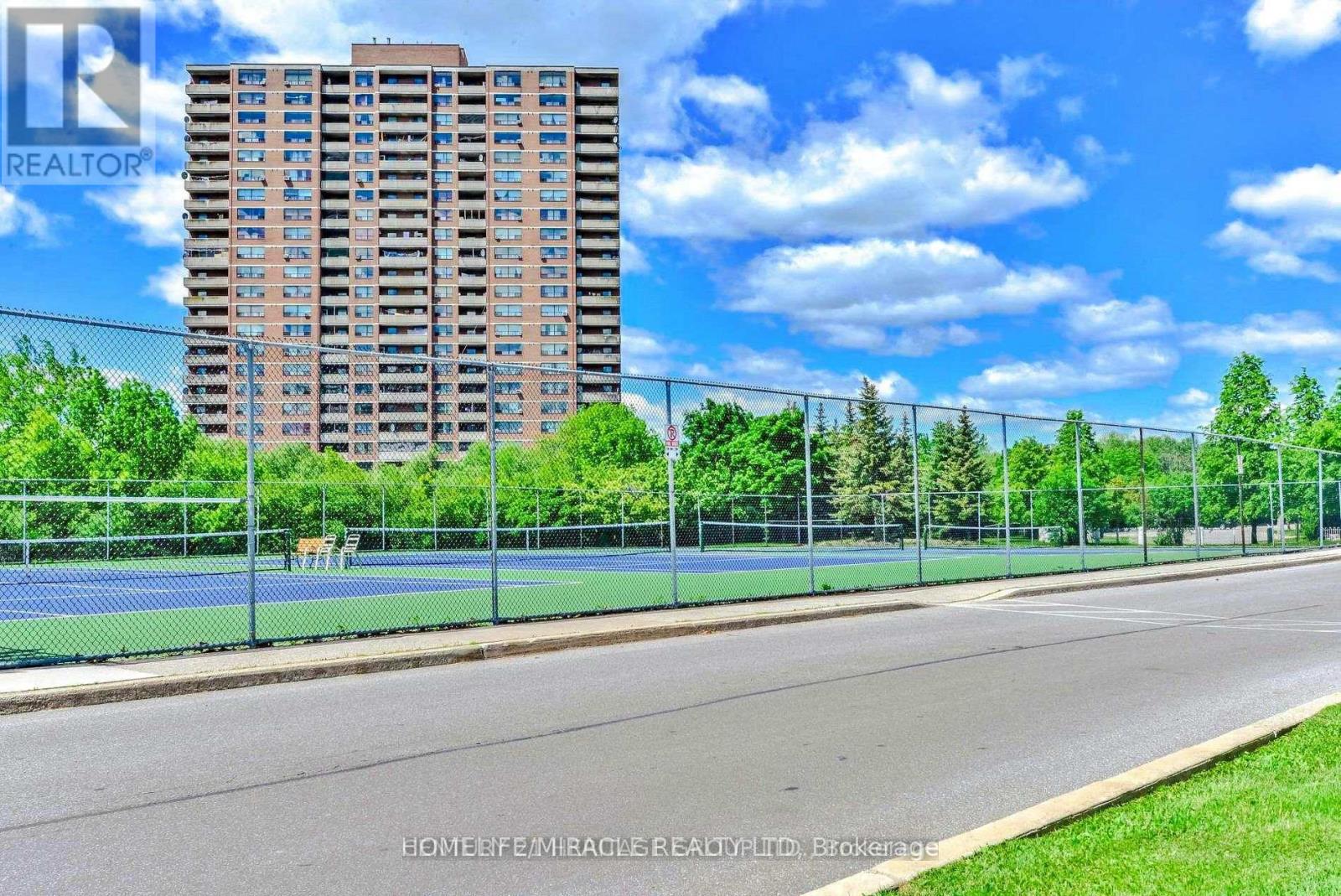 708 - 5 Rowntree Road, Toronto, Ontario  M9V 5G9 - Photo 3 - W13007332