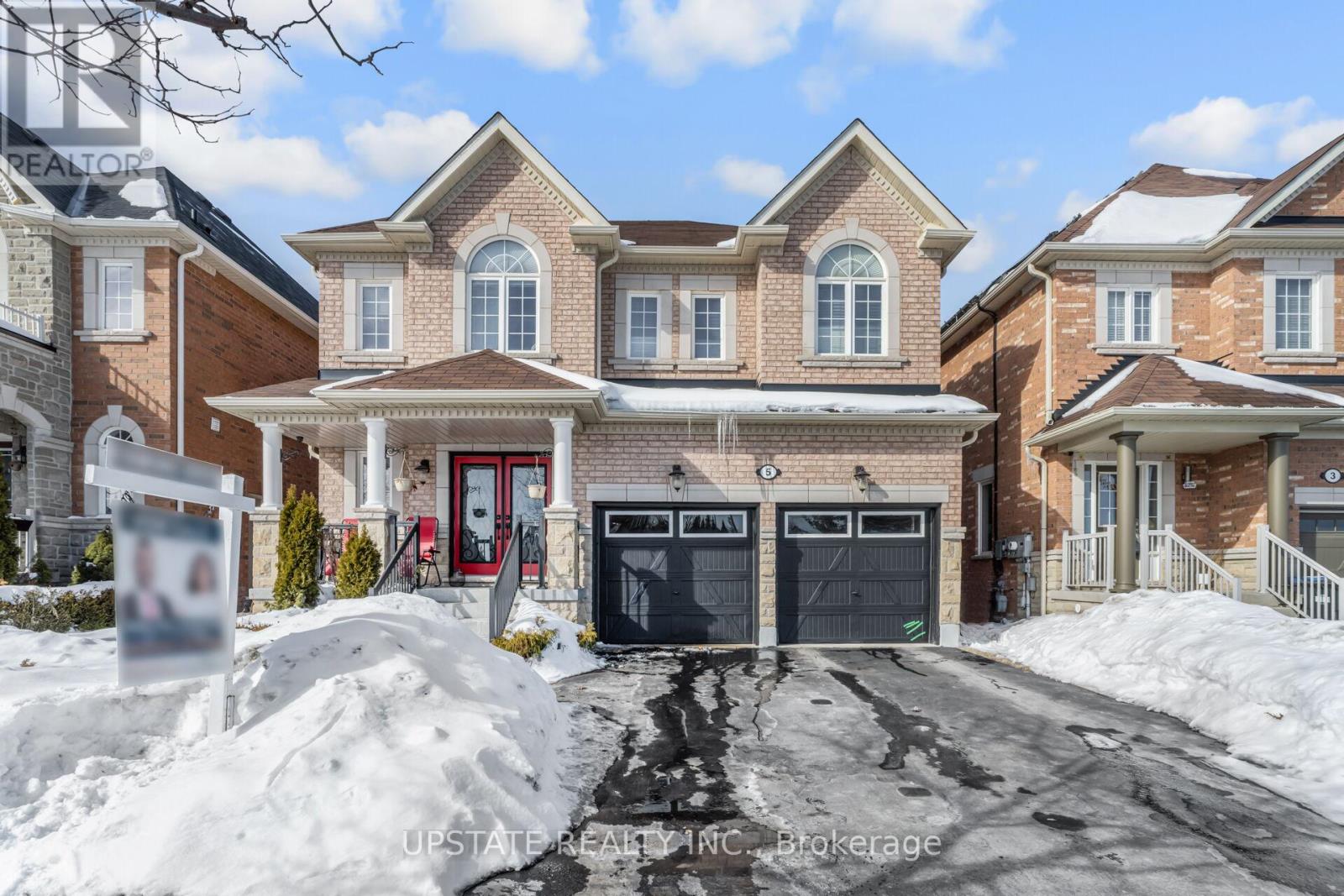 5 DILLON DRIVE, Brampton, Ontario