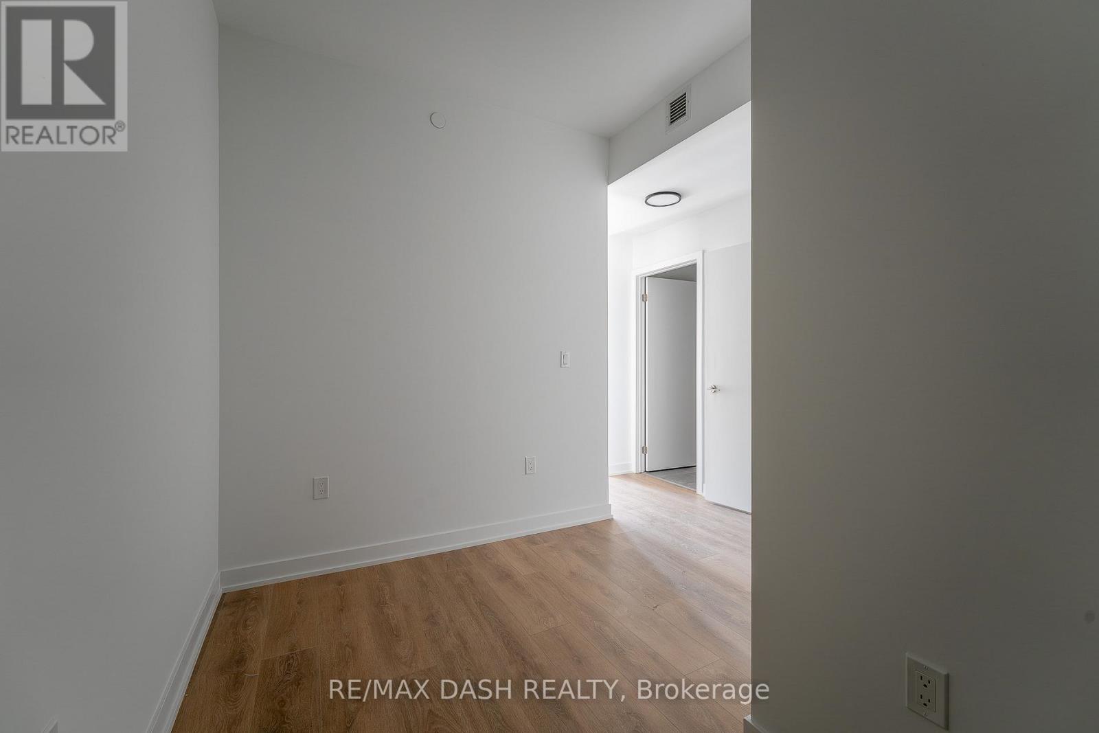 1001 - 1037 The Queensway Avenue, Toronto, Ontario  M8Z 0H5 - Photo 11 - W13007370