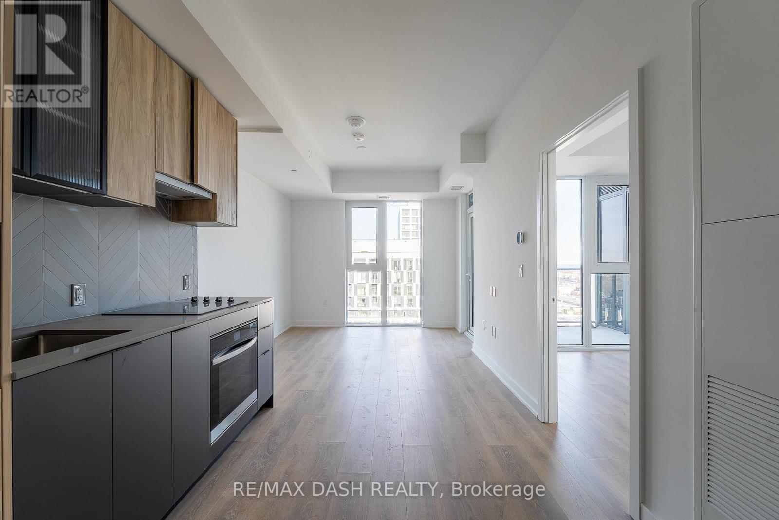 1001 - 1037 The Queensway Avenue, Toronto, Ontario  M8Z 0H5 - Photo 7 - W13007370