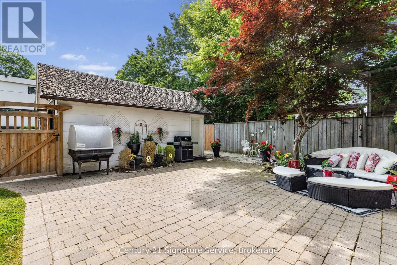 33 Mcintosh Avenue, Toronto, Ontario  M8Y 3E1 - Photo 23 - W13007382