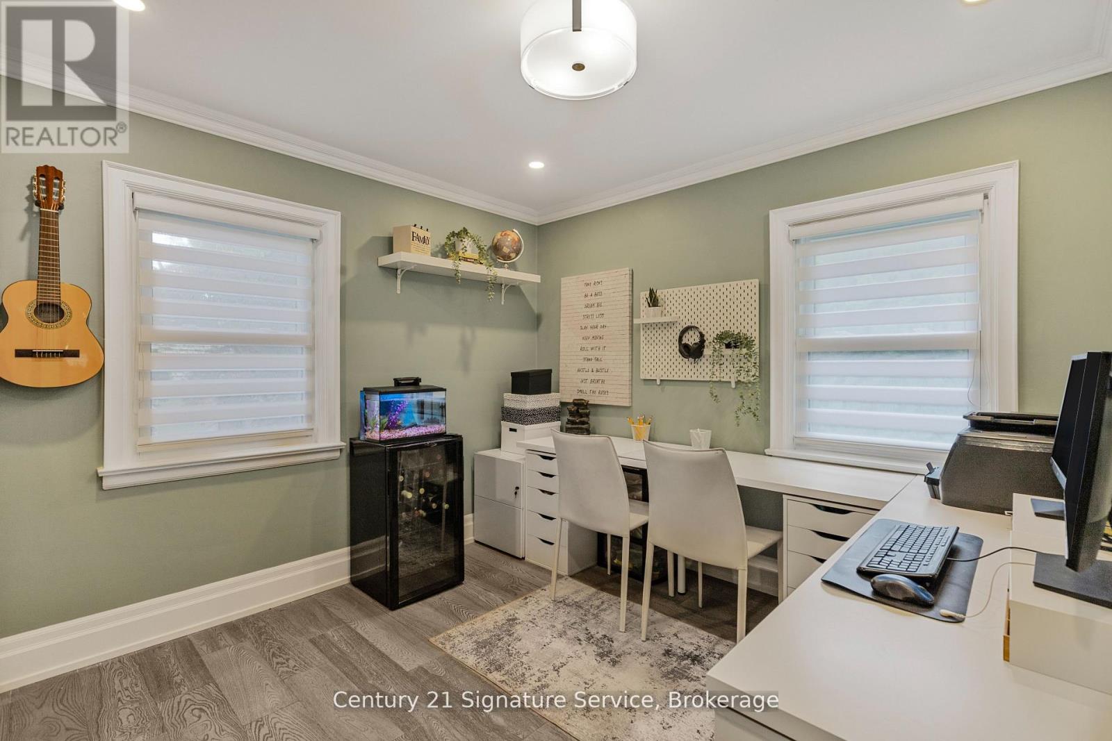 33 Mcintosh Avenue, Toronto, Ontario  M8Y 3E1 - Photo 9 - W13007382