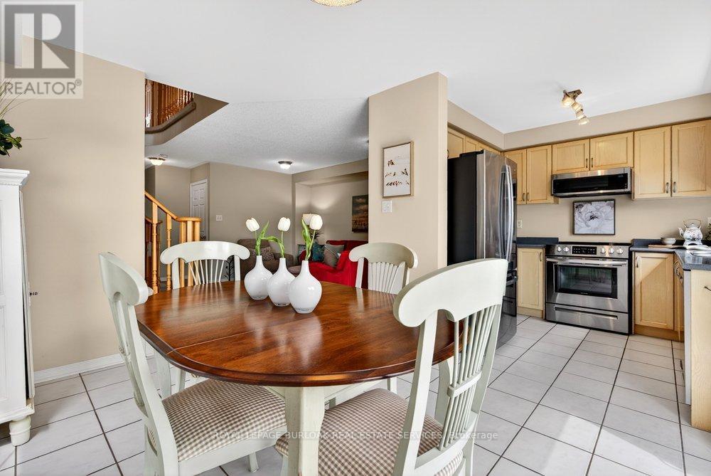 5172 Thornburn Drive, Burlington, Ontario  L7L 6K9 - Photo 11 - W13007456