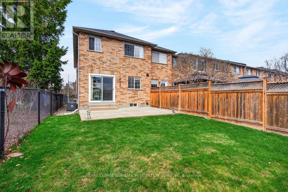 5172 Thornburn Drive, Burlington, Ontario  L7L 6K9 - Photo 28 - W13007456