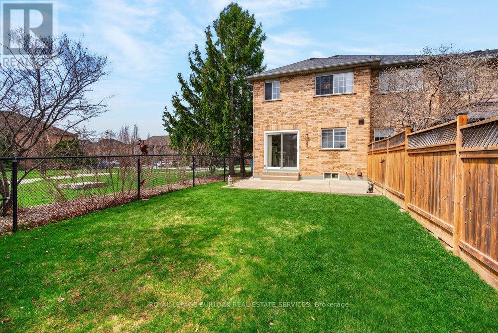 5172 Thornburn Drive, Burlington, Ontario  L7L 6K9 - Photo 29 - W13007456