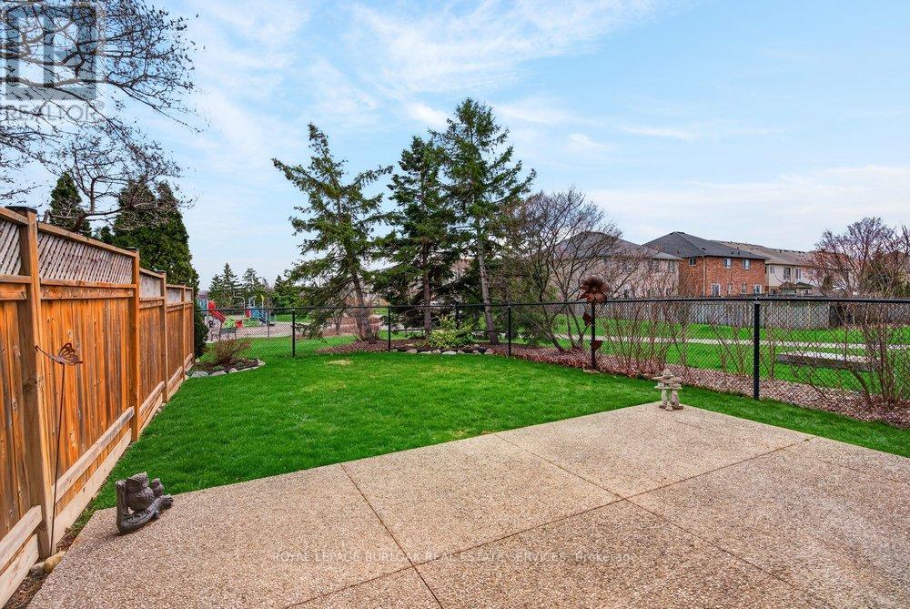 5172 Thornburn Drive, Burlington, Ontario  L7L 6K9 - Photo 32 - W13007456
