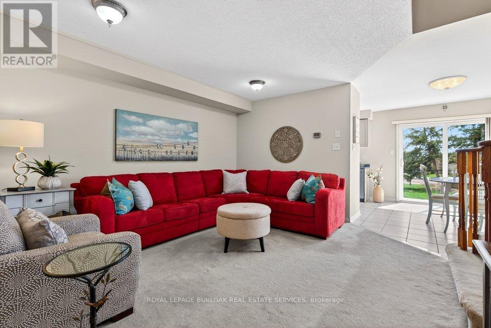 5172 Thornburn Drive, Burlington, Ontario  L7L 6K9 - Photo 6 - W13007456