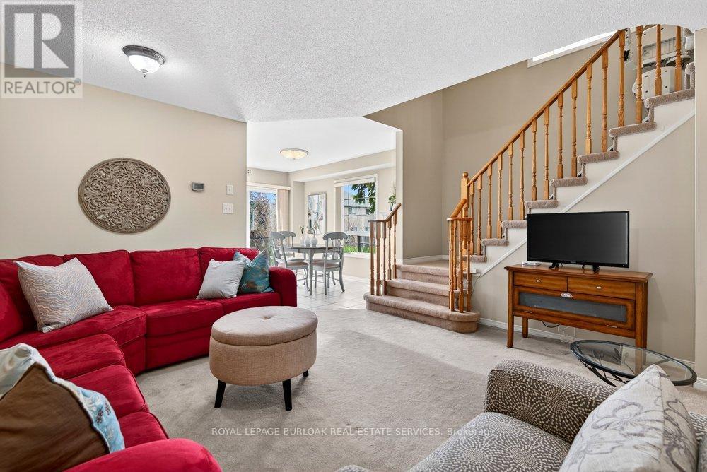 5172 Thornburn Drive, Burlington, Ontario  L7L 6K9 - Photo 8 - W13007456