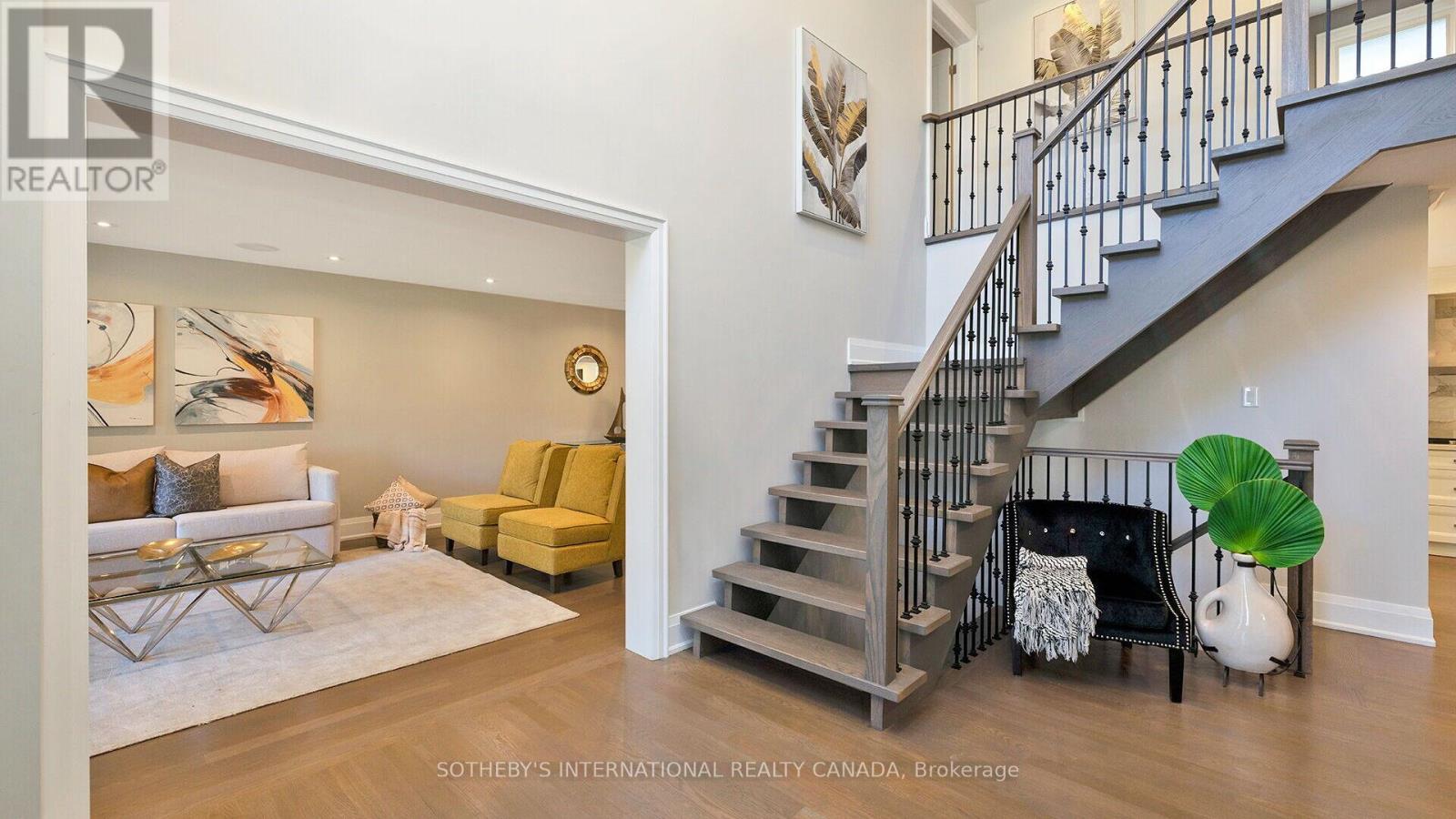 2068 Mississauga Road, Mississauga, Ontario  L5H 2K6 - Photo 8 - W13007460