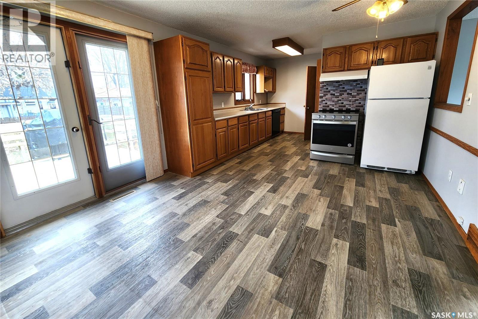 410 Gallaway Street, Estevan, Saskatchewan  S4A 0A9 - Photo 15 - SK033100