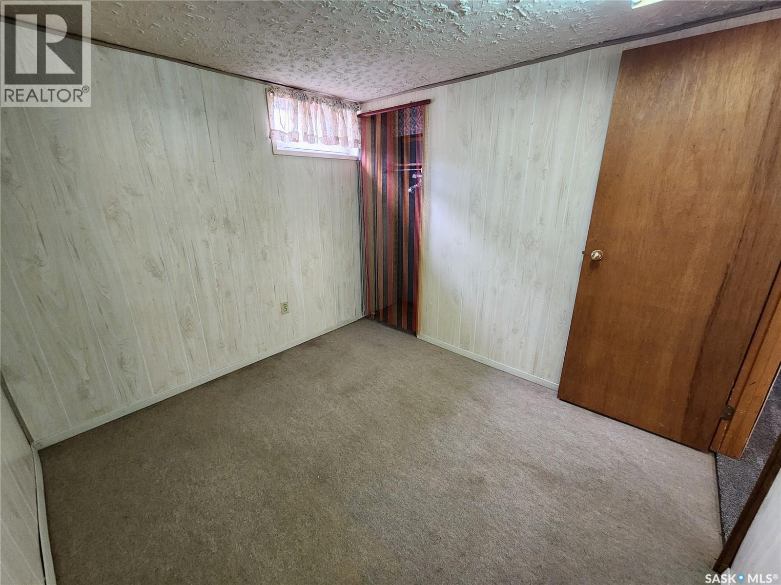 410 Gallaway Street, Estevan, Saskatchewan  S4A 0A9 - Photo 32 - SK033100