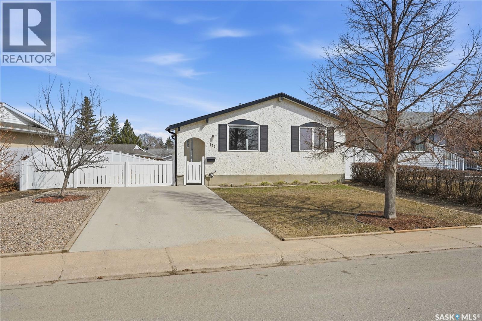 111 Forsyth CRESCENT, regina, Saskatchewan