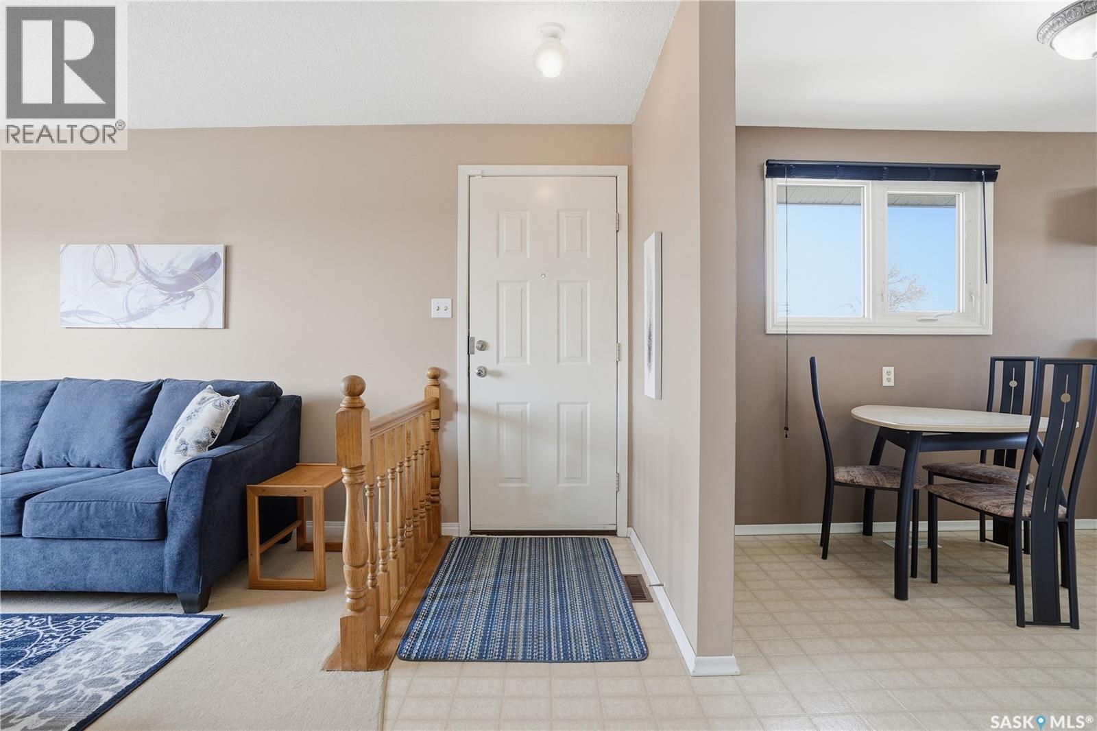 111 Forsyth Crescent, Regina, Saskatchewan  S4R 5L8 - Photo 3 - SK033086