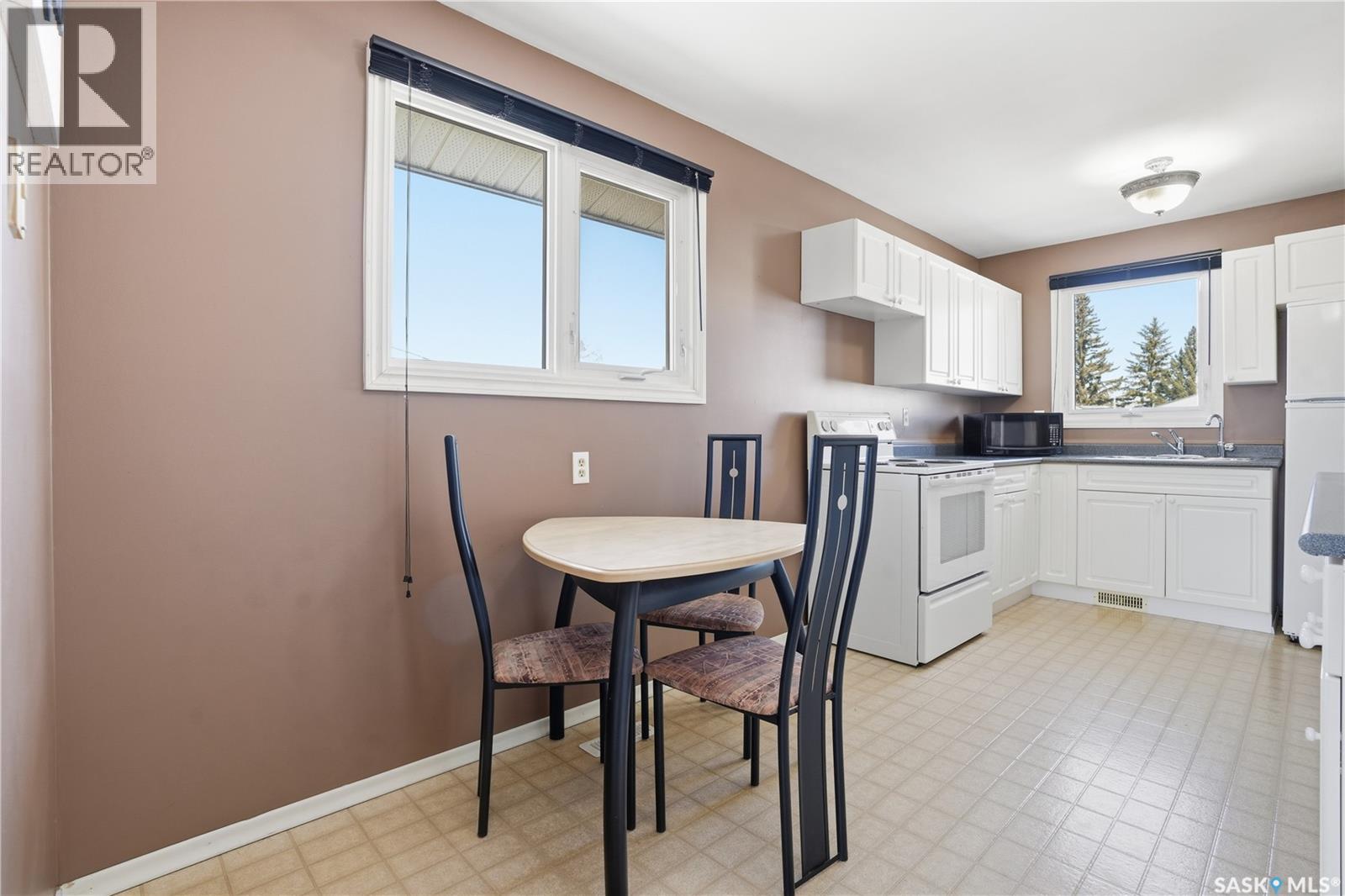 111 Forsyth Crescent, Regina, Saskatchewan  S4R 5L8 - Photo 8 - SK033086