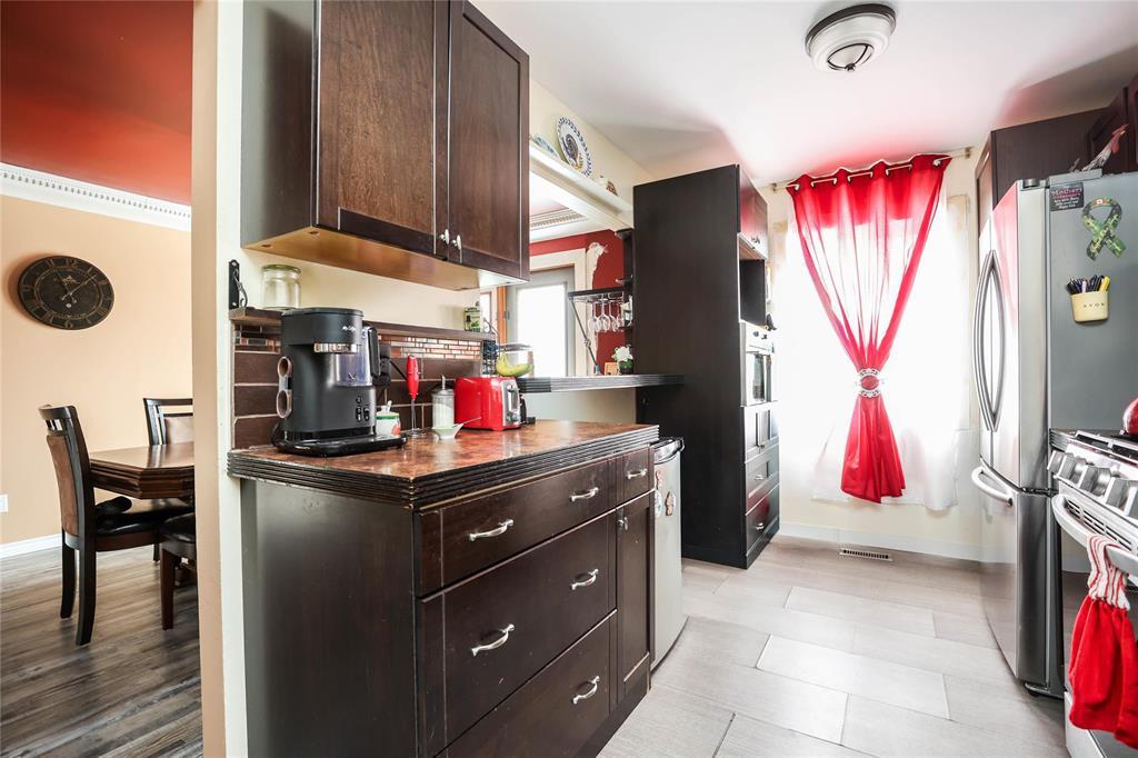 648 Mcmeans Avenue E, Winnipeg, Manitoba  R2C 3T1 - Photo 8 - 202607209