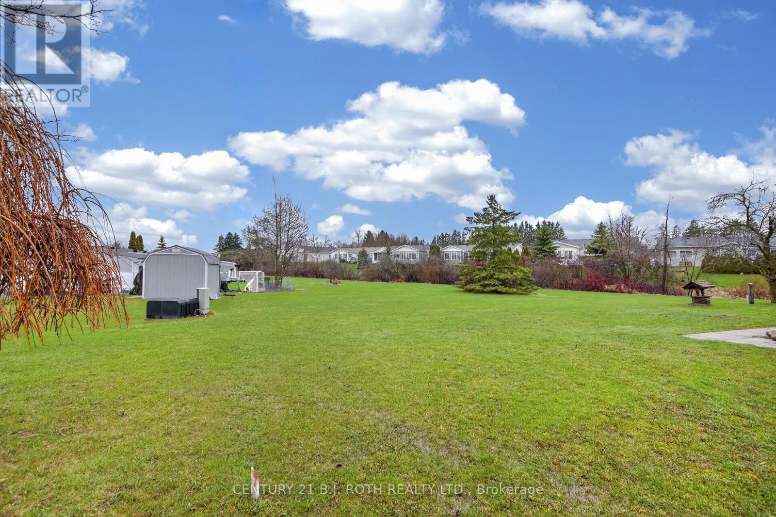 25 Comforts Cove Crescent, Innisfil, Ontario  L9S 1S3 - Photo 9 - N12899824