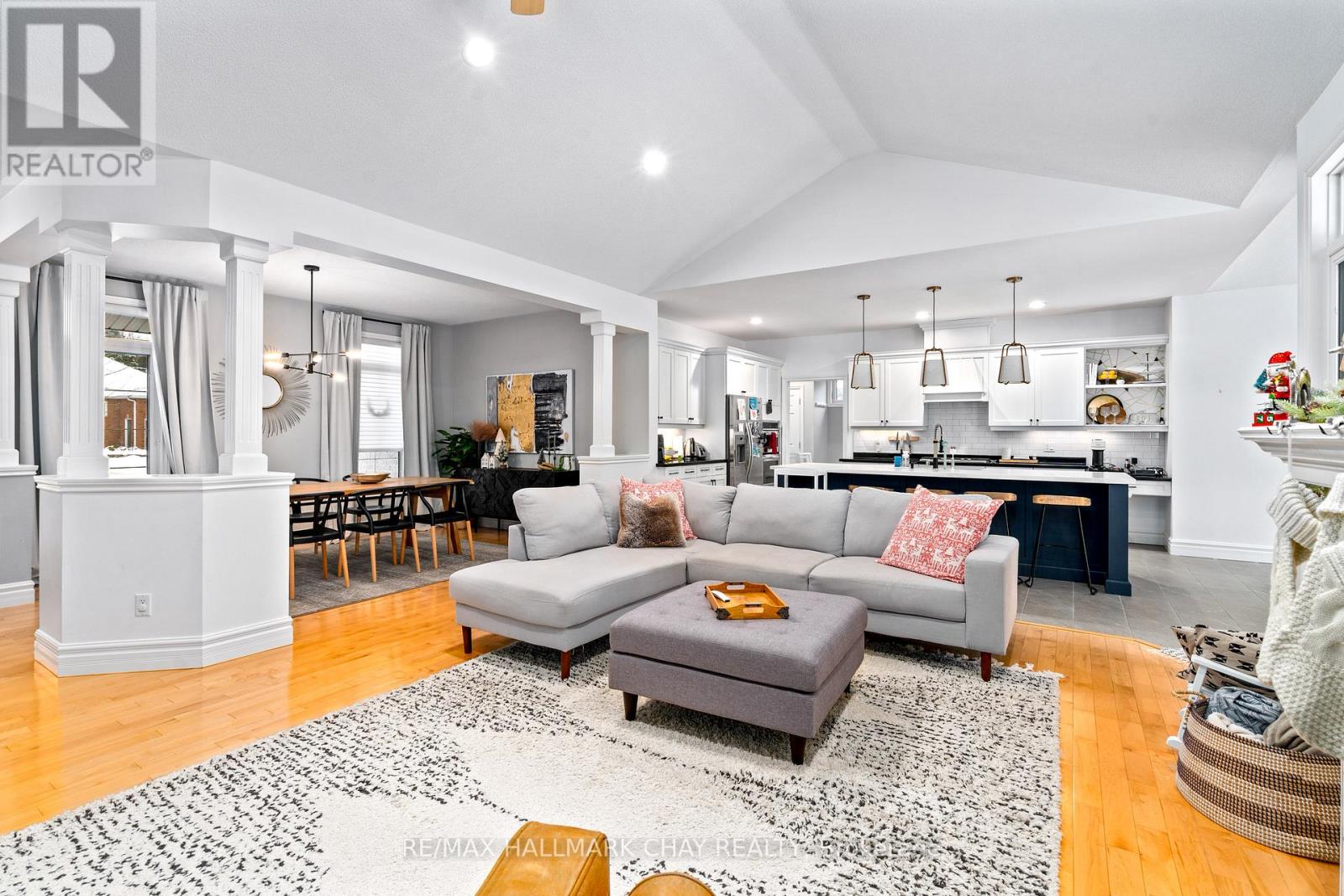 3 Forest Hill Drive, Springwater, Ontario  L9X 0J4 - Photo 11 - S12990478