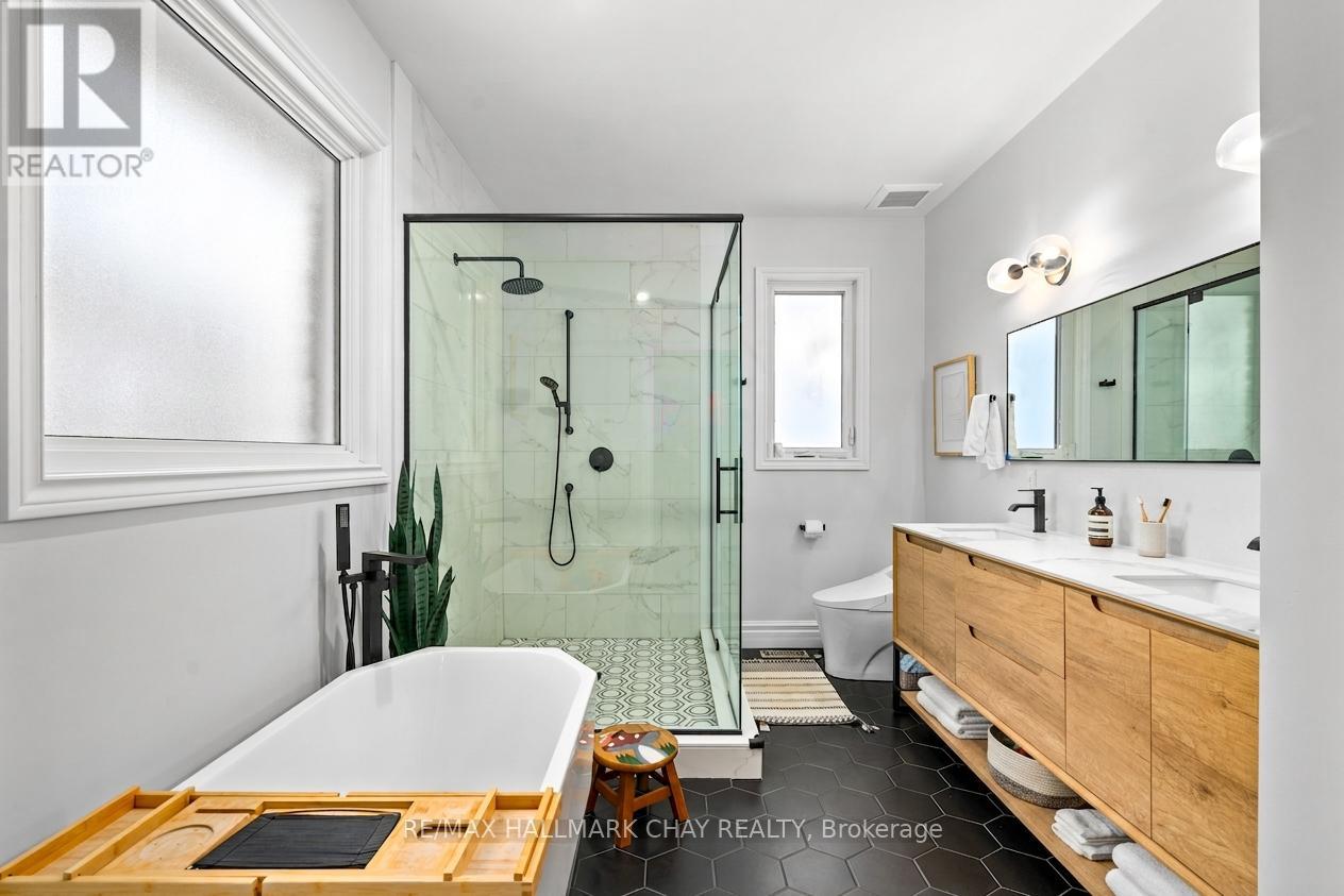 3 Forest Hill Drive, Springwater, Ontario  L9X 0J4 - Photo 19 - S12990478