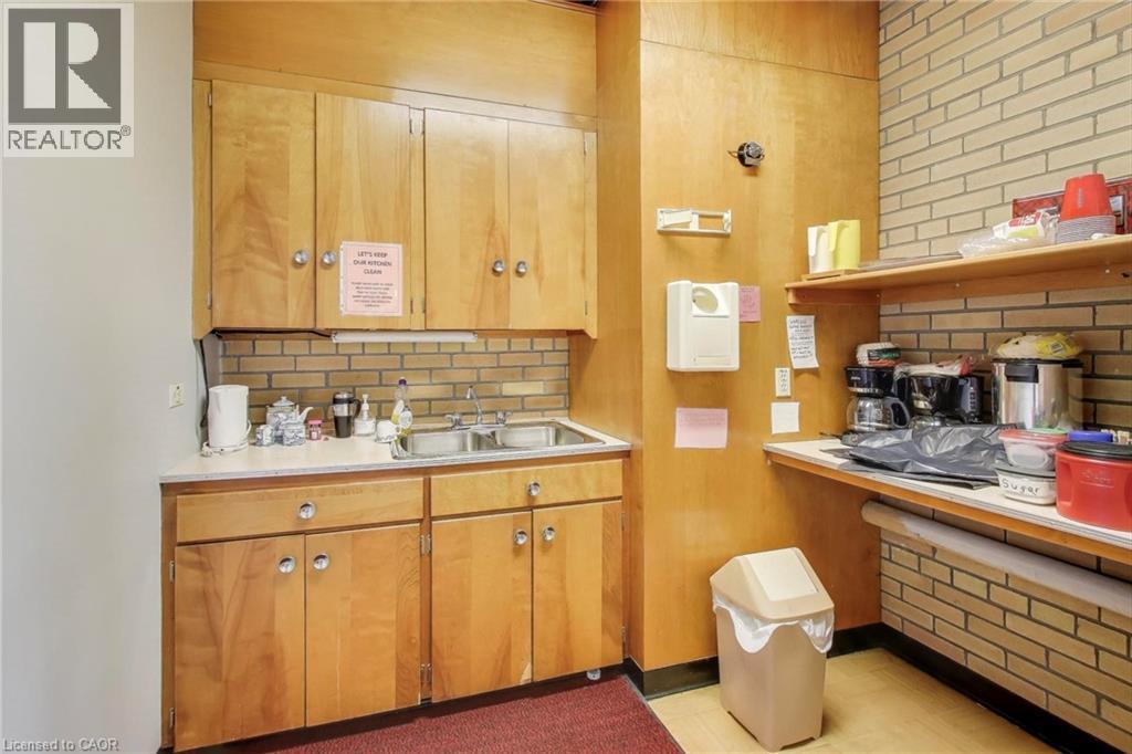 1974 King Street E, Hamilton, Ontario  L8K 1W3 - Photo 23 - 40765266