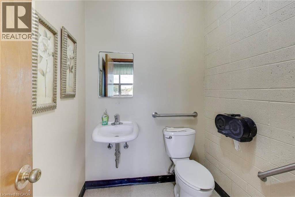 1974 King Street E, Hamilton, Ontario  L8K 1W3 - Photo 30 - 40765266