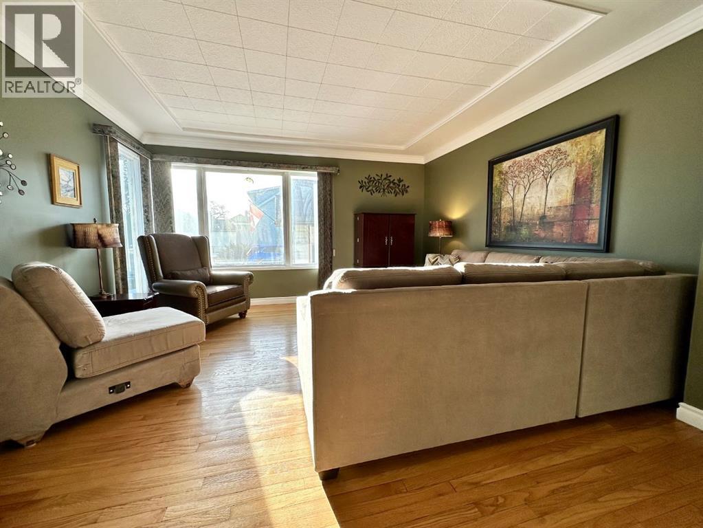 1217 4 Avenue, Wainwright, Alberta  T9W 1G7 - Photo 3 - A2297668