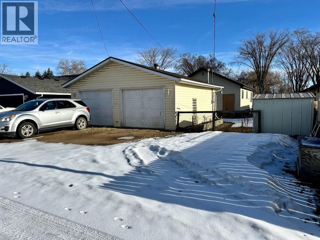 1217 4 Avenue, Wainwright, Alberta  T9W 1G7 - Photo 33 - A2297668