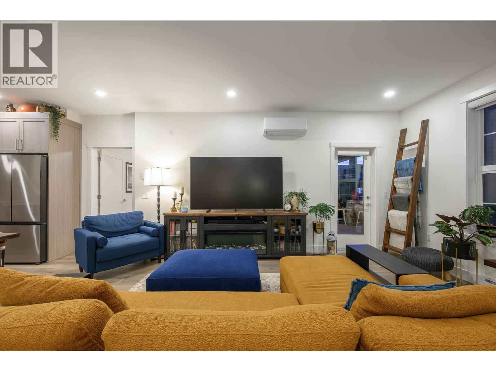 316 22633 Selkirk Avenue, Maple Ridge, British Columbia  V2X 1C7 - Photo 16 - R3110298