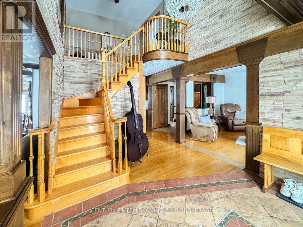 781 Dawson Point Road E, Timiskaming, Ontario  P0J 1P0 - Photo 2 - T13007478