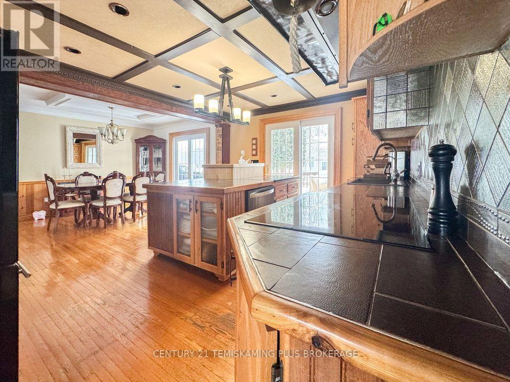 781 Dawson Point Road E, Timiskaming, Ontario  P0J 1P0 - Photo 7 - T13007478