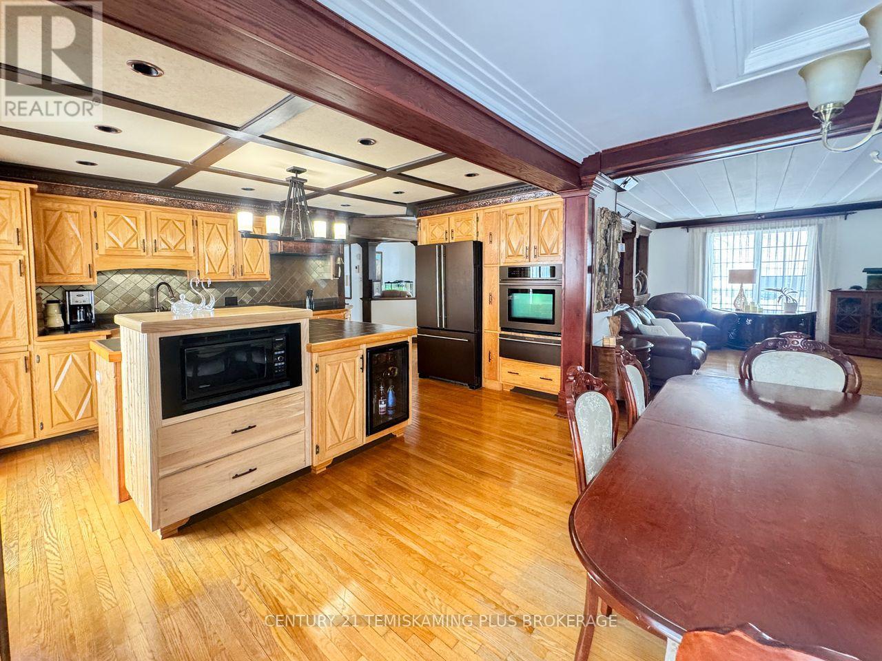 781 Dawson Point Road E, Timiskaming, Ontario  P0J 1P0 - Photo 8 - T13007478