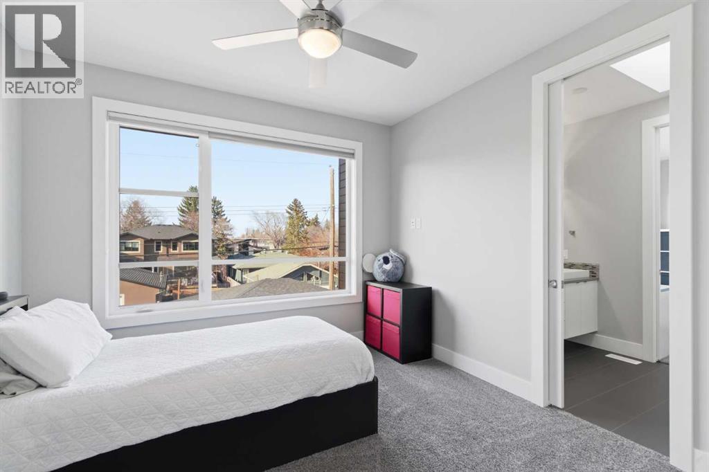 10 Lissington Drive Sw, Calgary, Alberta  T3E 5E1 - Photo 32 - A2294958