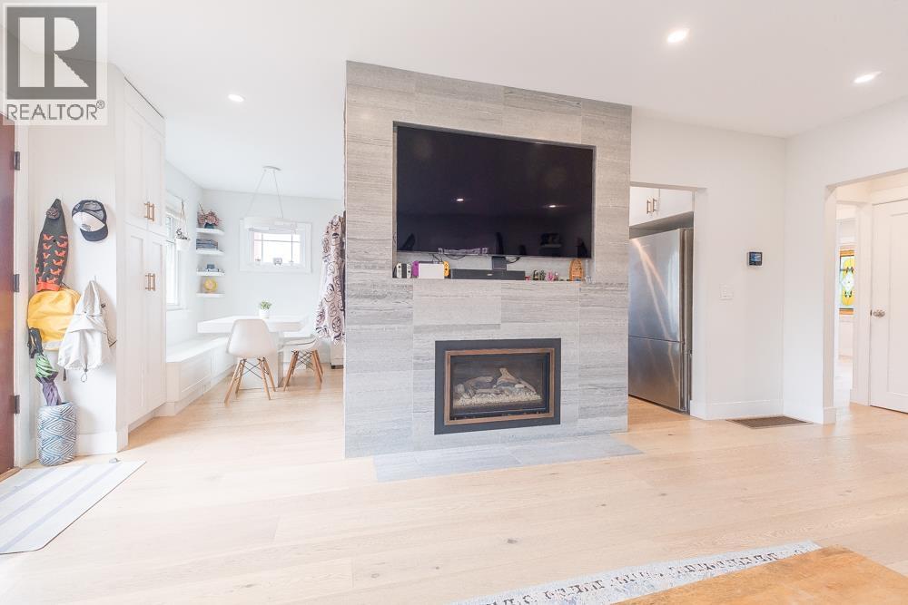 1610 Salsbury Drive, Vancouver, British Columbia  V5L 4B8 - Photo 5 - R3108646