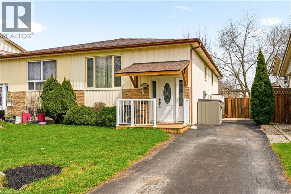 2349 Middlesmoor Crescent, Burlington, Ontario  L7P 3X4 - Photo 2 - 40820965