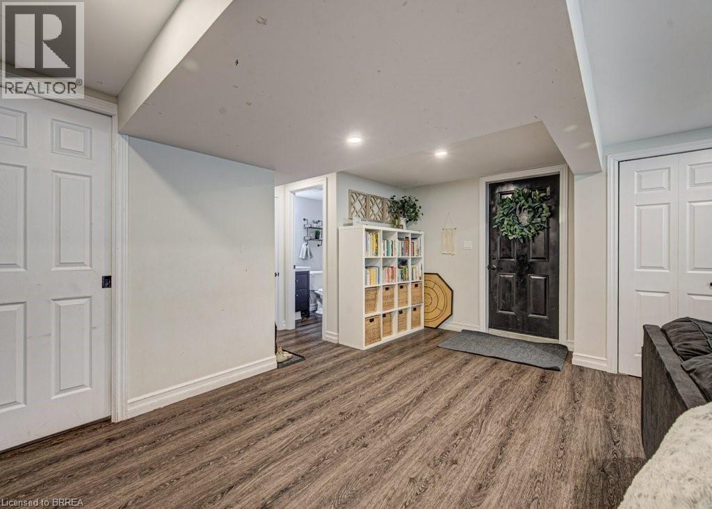 9 Gailmount Court, Brantford, Ontario  N3R 3A4 - Photo 33 - 40821007