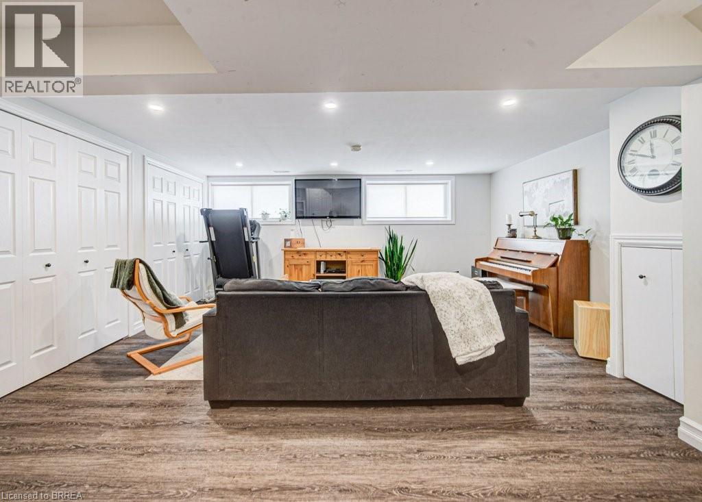 9 Gailmount Court, Brantford, Ontario  N3R 3A4 - Photo 28 - 40821007